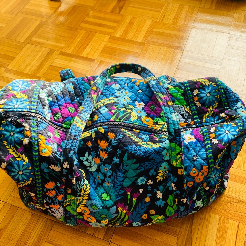 Vera Bradley travel duffle (midnight blues color)